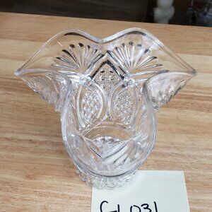 VINTAGE EAPG PINEAPPLE CUT GLASS DISH